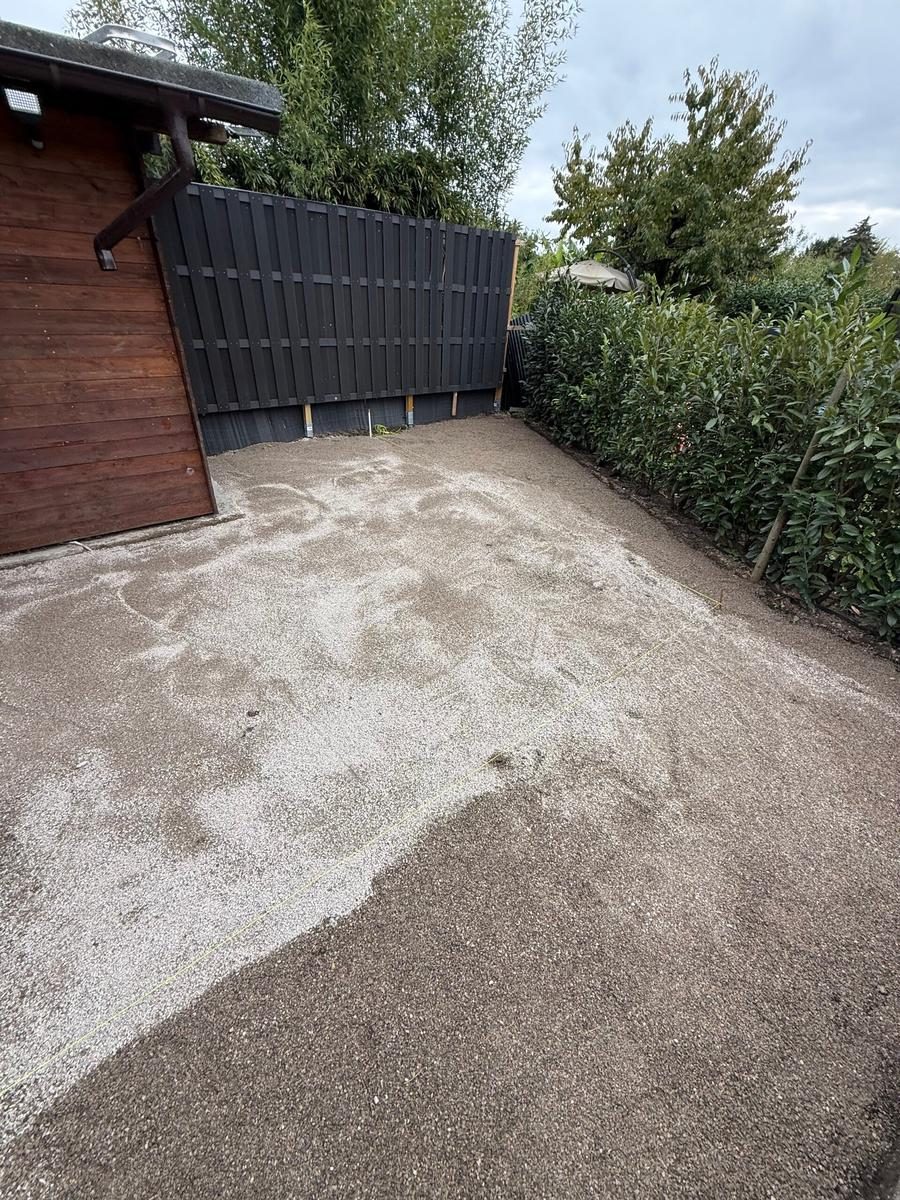 Betonhof – Reinigung läuft