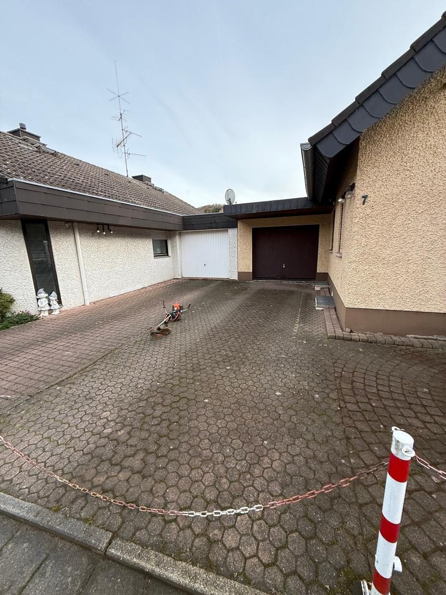 Einfahrt gereinigt – nachher